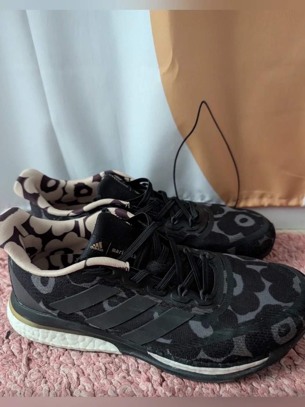 adidas x marimekko Women’s Black and Cream Floral Sneakers